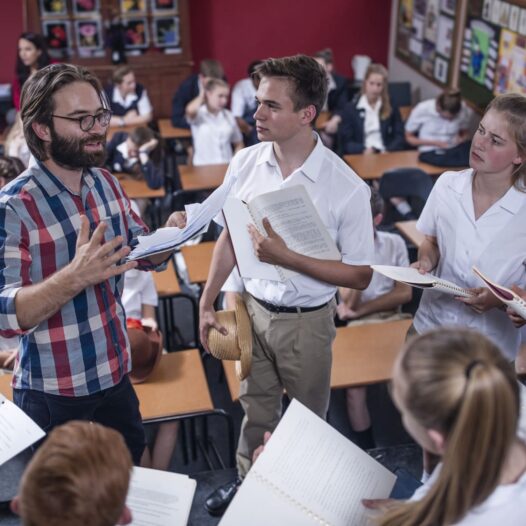 Drama Teaching and Other Innovative Approaches to Teach A Foreign Language